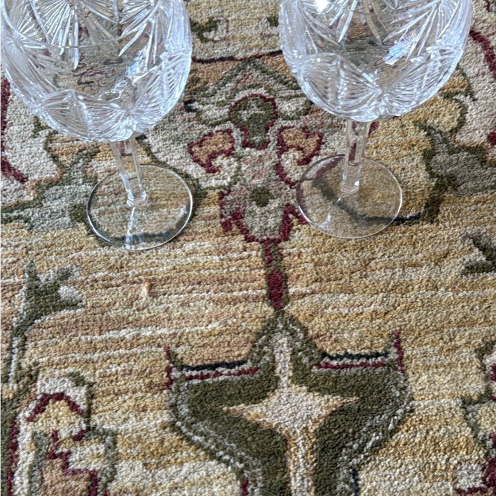Intricate Crystal Wine Glass Pair